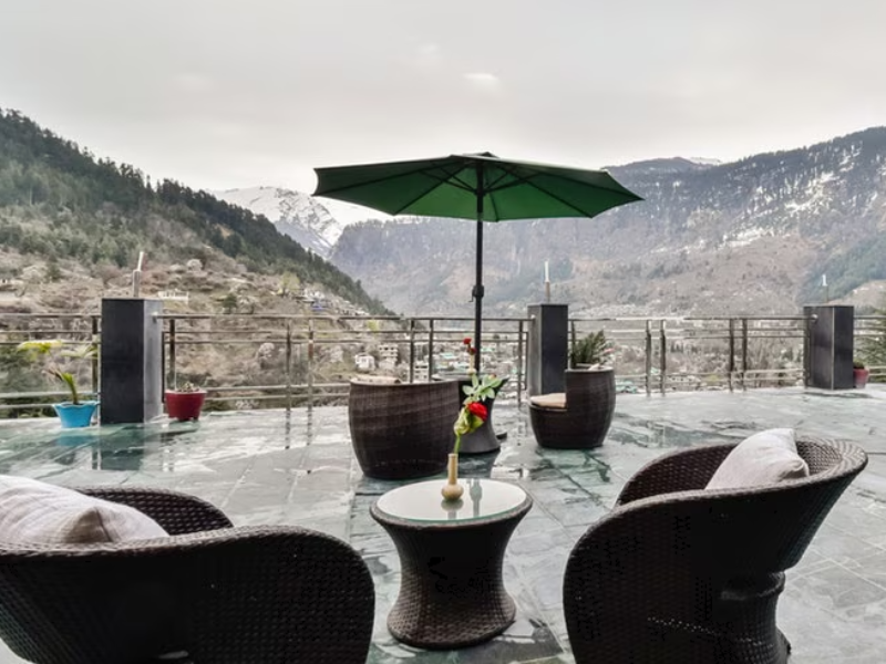 Hotel Snowcrest Manor, Manali