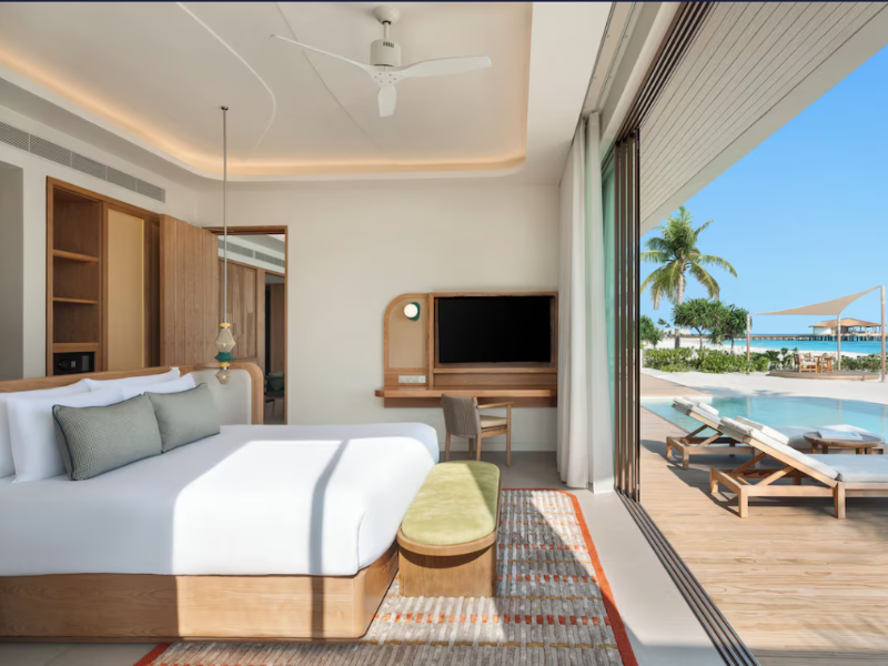 Centara Grand Lagoon Maldives