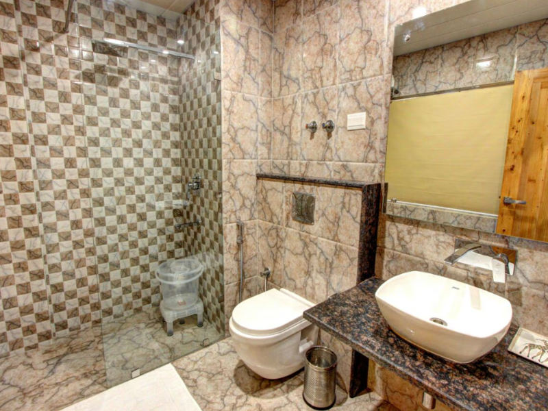 Regenta Place Green Leaf Manali - A Centrally Heated Resort